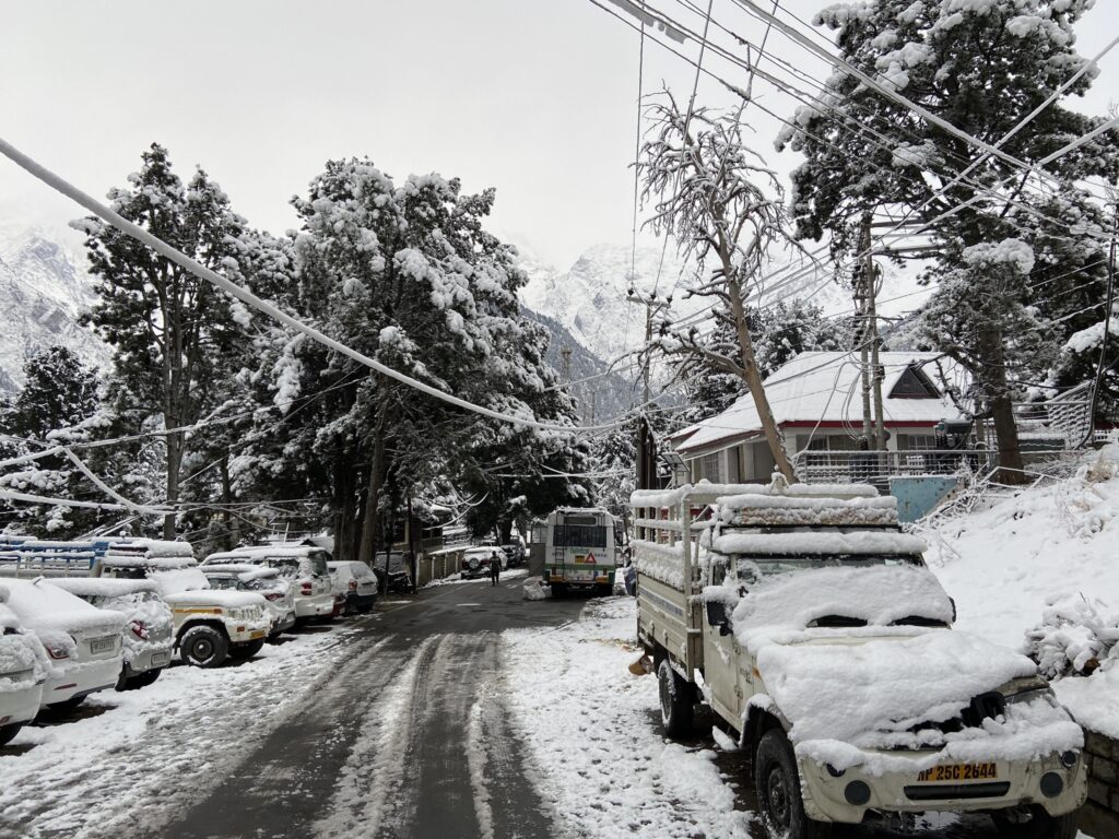Snowy mountain roads in Himachal Himalayas